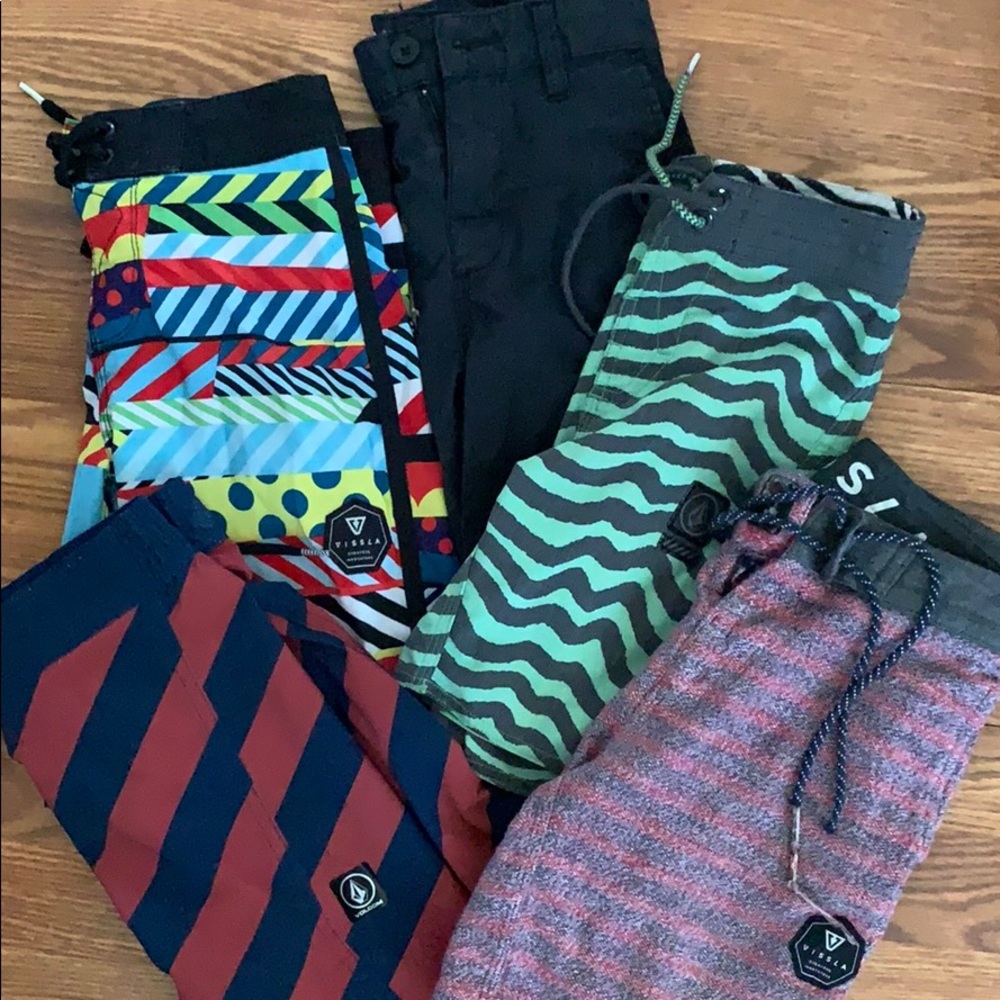 Boys surf shorts